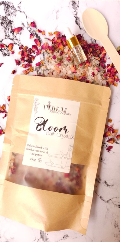 bath salts, all natural, bath magnesium, relaxation, natural, spa time, lavender oil, rose petals, lavender flowers, floral, hydrating, soothing, moisturising, relax